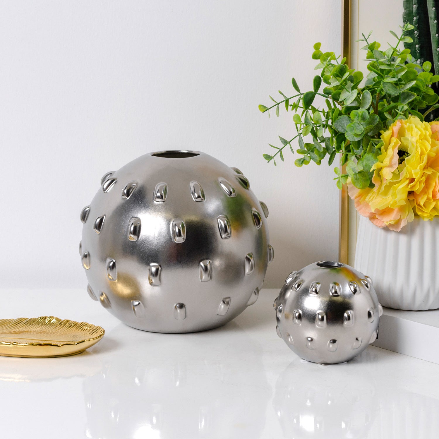 Planet Ornaments Ceramic Vases Home Living Room Electroplating Matte Round